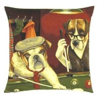 Sierkussen Dogs Playing Pool met vulling